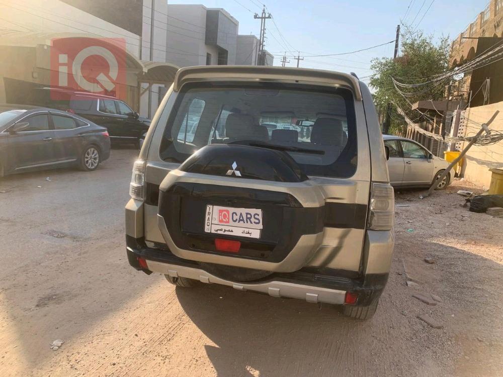 ميتسوبيشي باجيرو